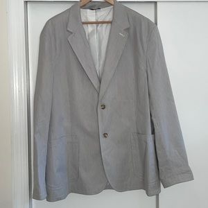 Mens XXL Gap “Seersucker like” Gray Blazer